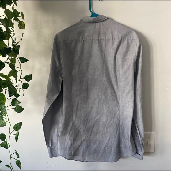 H&M Slim fit gray button up dress long sleeve shirt - Picture 2 of 4